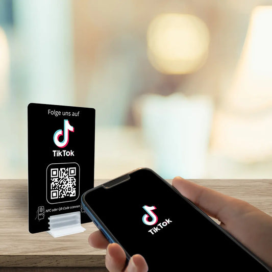 TikTok Growth Karte – NFC/QR-Code Display für virale Reichweite